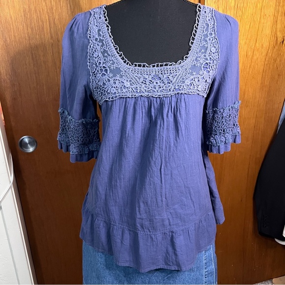 Boho style blue flowy blouse size medium - Picture 1 of 7